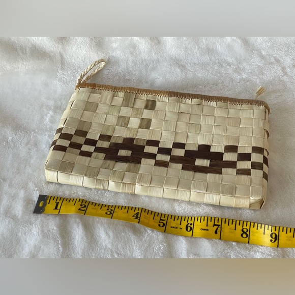 Vintage Hawaiian Lauhala Clutch Purse handmade with zipper Grass Rattan - Picture 5 of 7